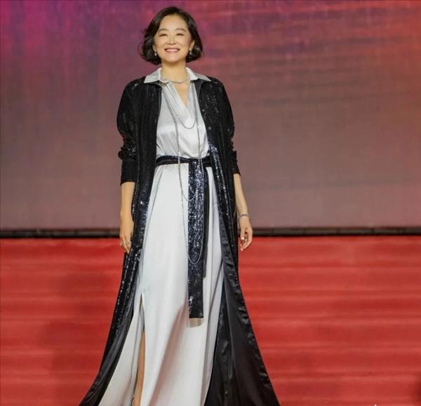 Mỹ nhân Lâm Thanh Hà sau 50 năm ra mắt: Vẫn xứng danh nữ thần màn ảnh-1