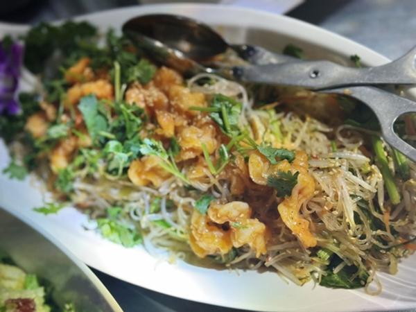 Đoàn Văn Hậu - Doãn Hải My đã tinh tế thế nào khi lên thực đơn tiệc cưới?-2