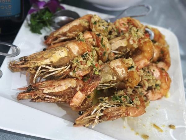 Đoàn Văn Hậu - Doãn Hải My đã tinh tế thế nào khi lên thực đơn tiệc cưới?-6