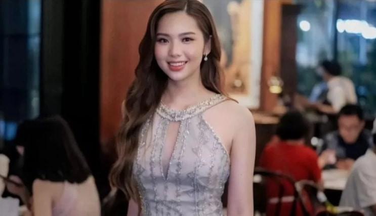 Nhan sắc rạng ngời của cô dâu trong đám cưới tặng quà cho khách gần 5 triệu đồng-3