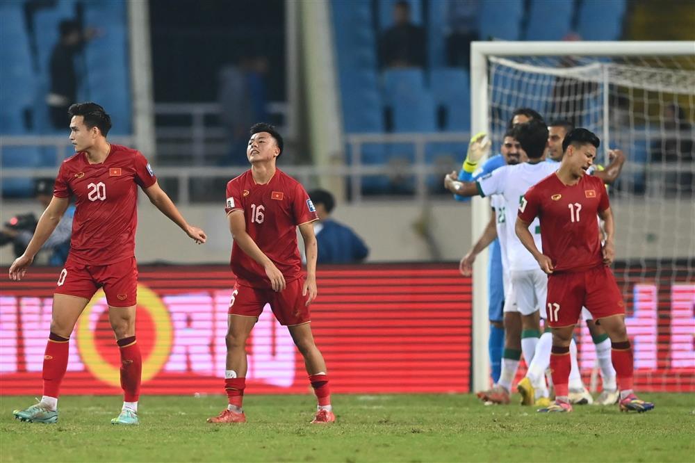 Trợ lý HLV Park: Hoàng Đức phải thay đổi để được HLV Troussier trọng dụng-12