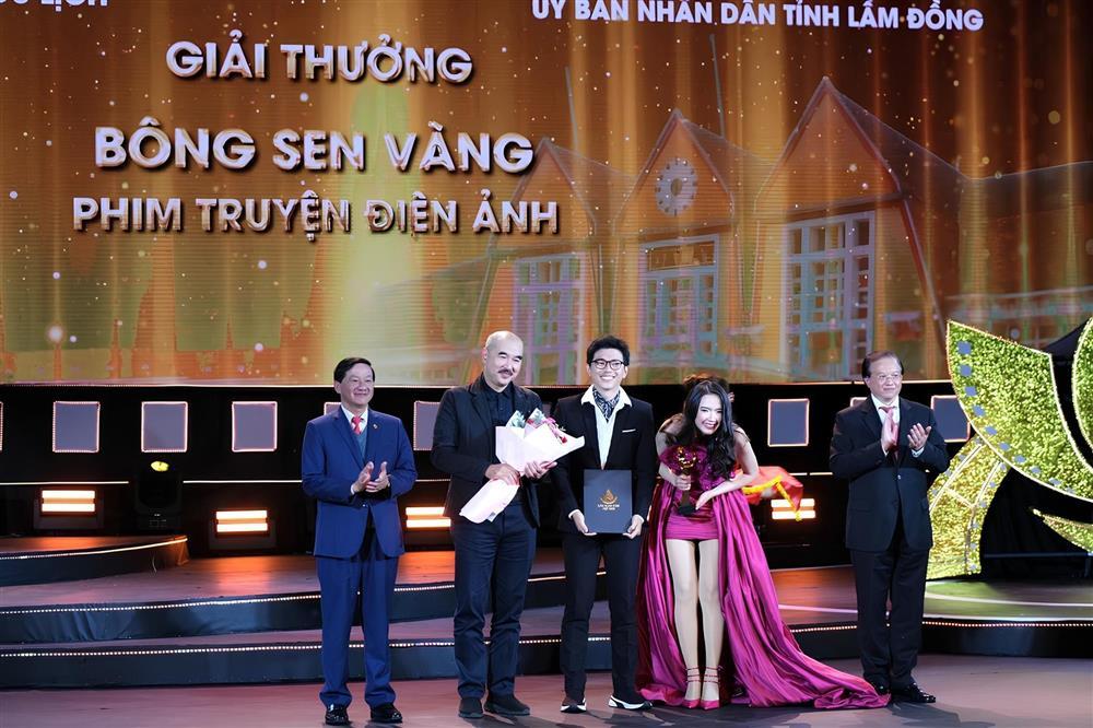 Cuộc hôn nhân kín tiếng của đạo diễn Bùi Thạc Chuyên và diễn viên Tú Oanh-1