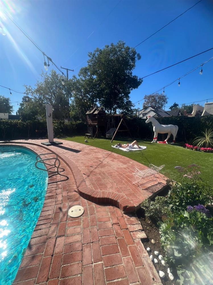 Cuộc sống viên mãn của hoa hậu ăn chơi nhất nhì Việt Nam và bạn trai Việt kiều tại Mỹ-5