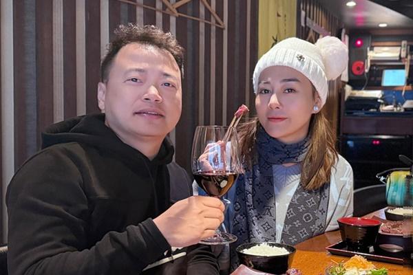 Phương Oanh tung ảnh cưới ngọt lịm trước khi mang song thai-6