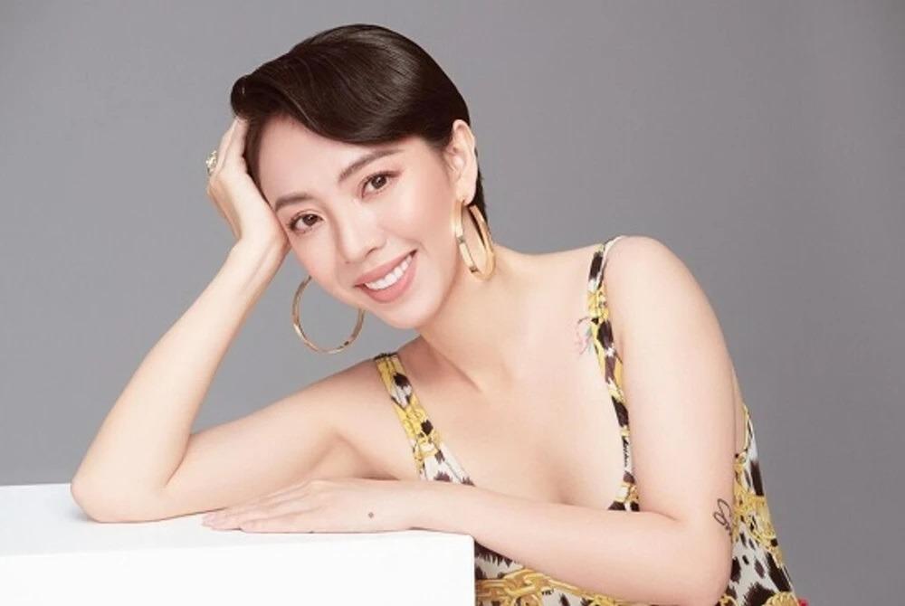 Nhan sắc của Hoa hậu làng hài Thu Trang sau 20 năm làm nghề-6