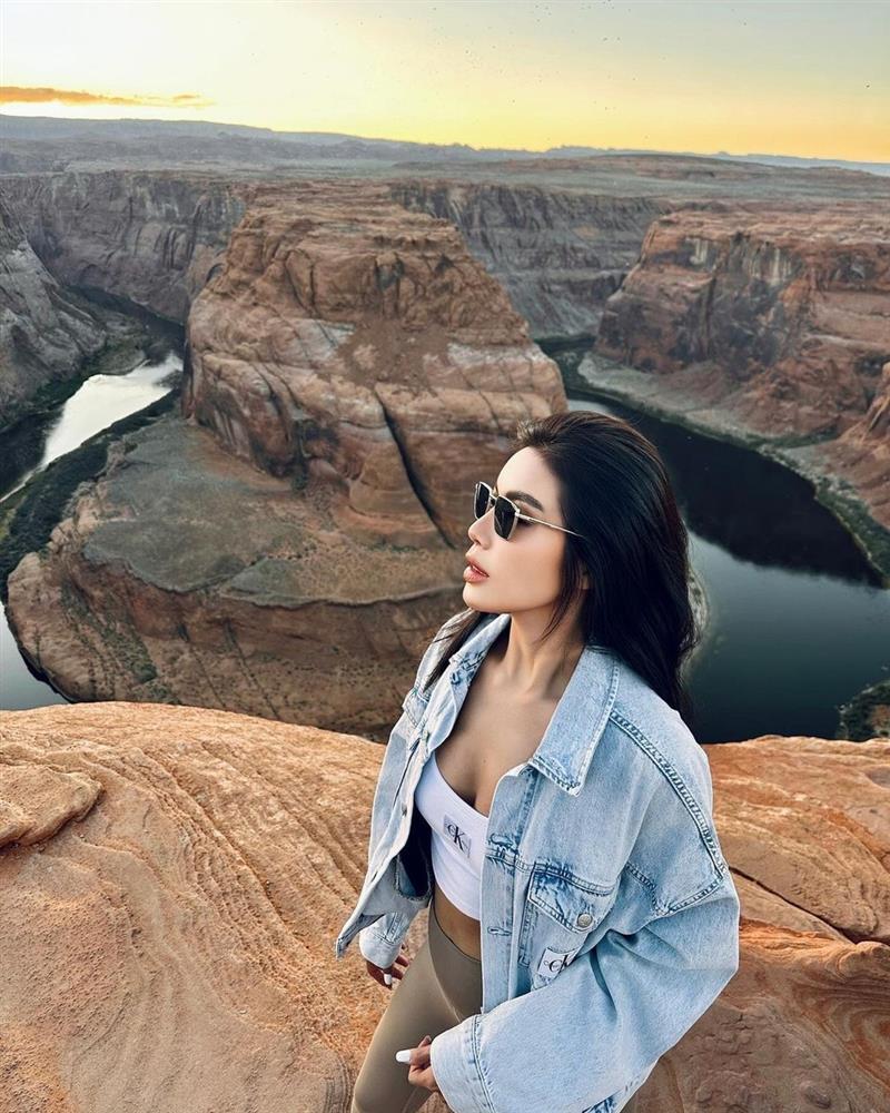 Siêu mẫu Minh Tú: Gợi cảm sau giảm cân, vượt thăng trầm bên bạn trai Tây-8