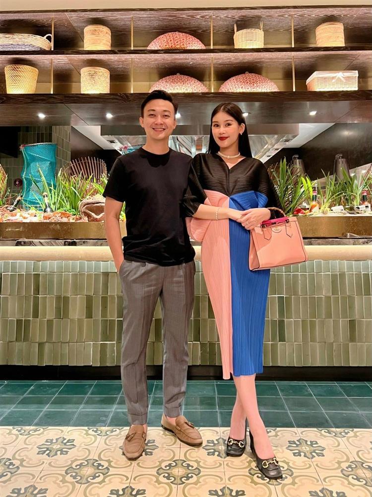 Ngân Anh sau 1 năm lấy chồng MC: Hôn nhân ngọt ngào, sắp đón con đầu lòng-3