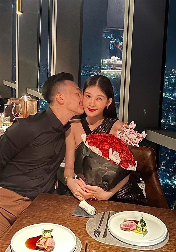 Ngân Anh sau 1 năm lấy chồng MC: Hôn nhân ngọt ngào, sắp đón con đầu lòng-4