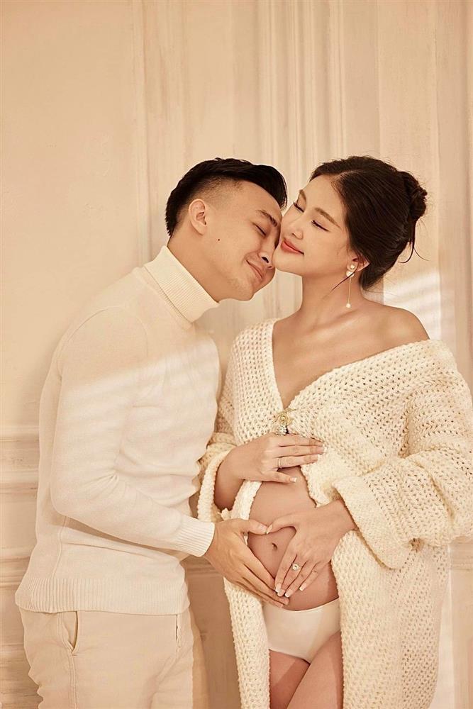 Ngân Anh sau 1 năm lấy chồng MC: Hôn nhân ngọt ngào, sắp đón con đầu lòng-13