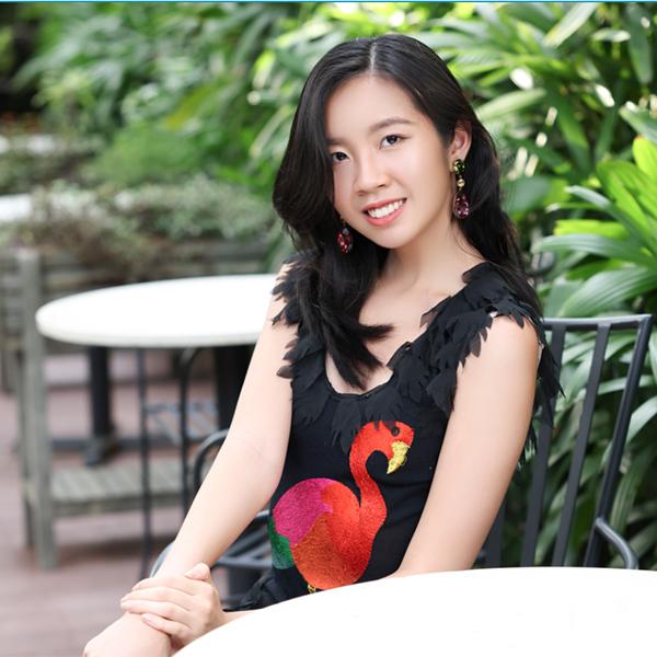 Cận cảnh nhan sắc đời thực ở tuổi 20 của con gái MC Thanh Mai-3
