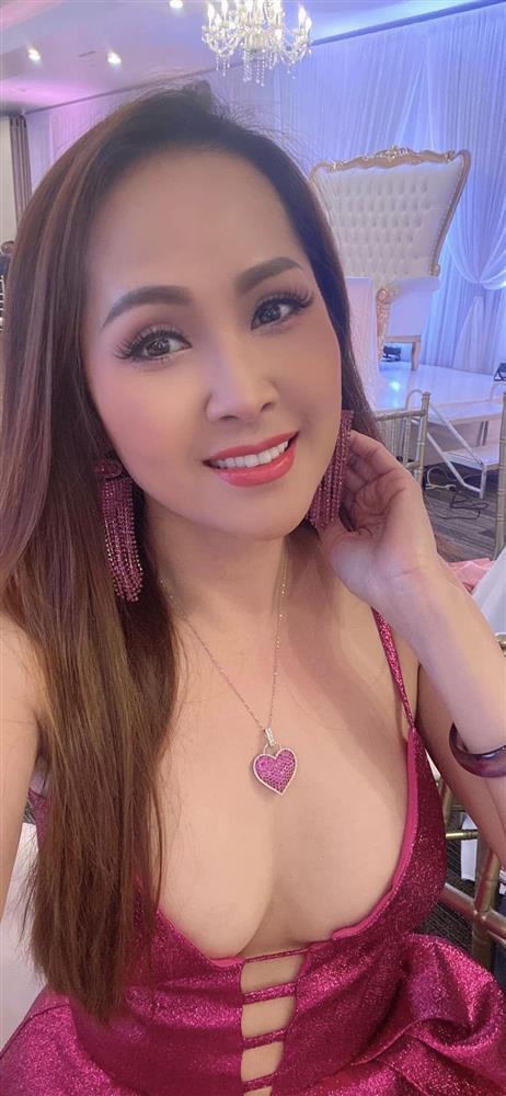 Mướt mồ hôi trong phòng tập, Gái nhảy Minh Thư U50 quyến rũ vạn người mê-4