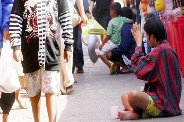 Du khách ngồi tù vì văng tục, chửi bậy với nhân viên hàng không ở sân bay-2