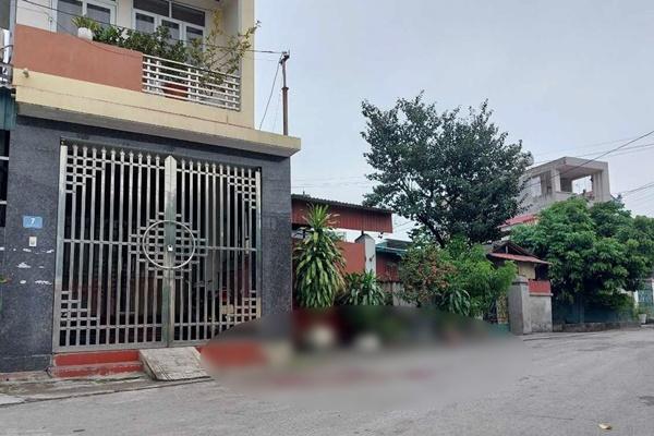 Bị nhắc nhở vì nẹt pô gây ồn ào, dùng dao đâm người rồi bỏ trốn-2