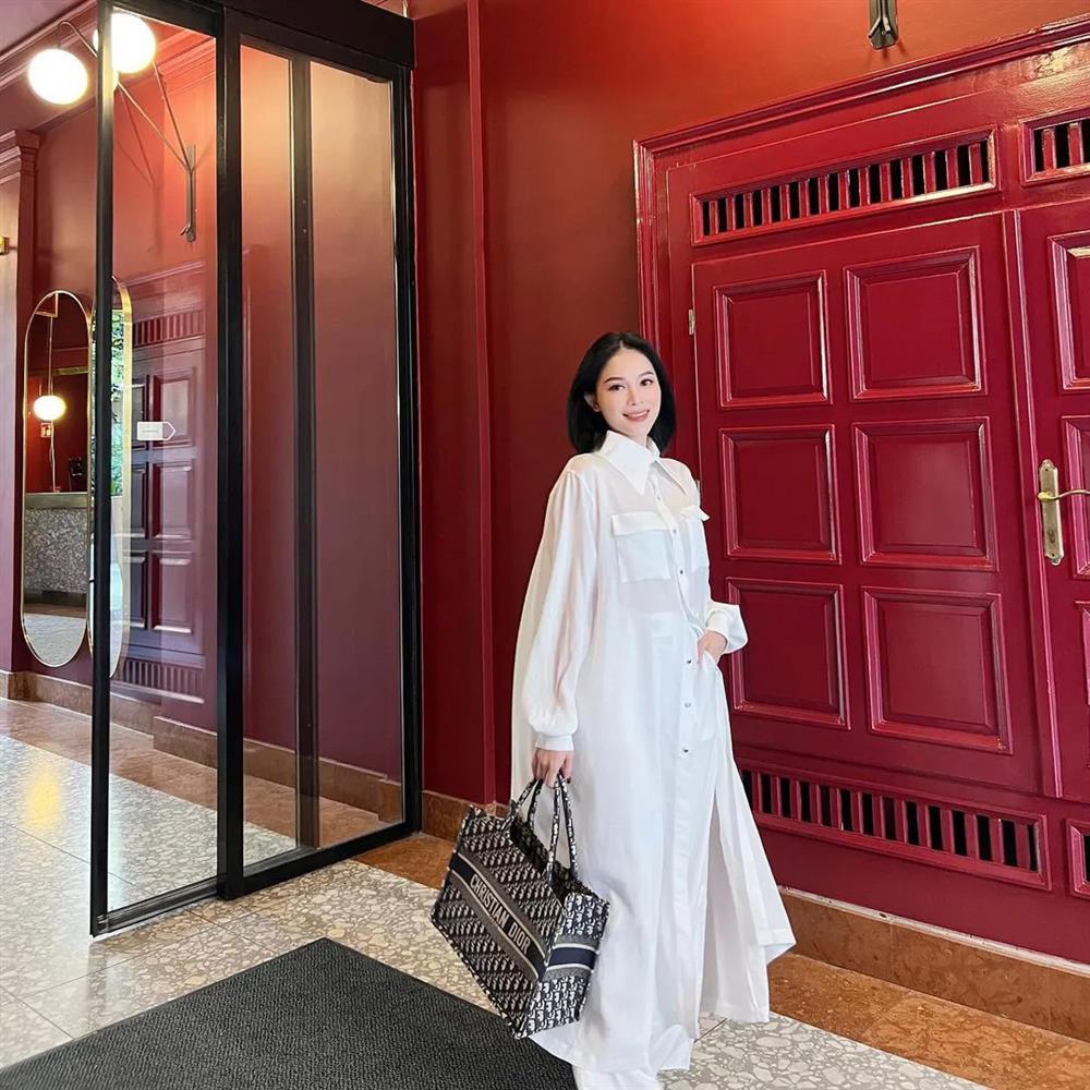 Con gái Linh Rin chào đời đã ngậm thìa vàng: Sinh ở bệnh viện quốc tế, được tặng cả núi quà đắt đỏ-10