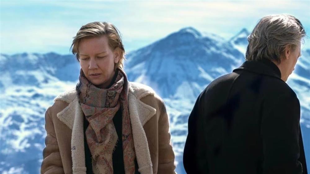 Giải Phẫu Một Cú Ngã: Hôn nhân như một lò than-1