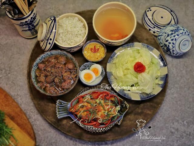 Gợi ý 30 mâm cơm dân dã của mẹ đảm dành cho ngày mưa rét thêm ấm bụng-25