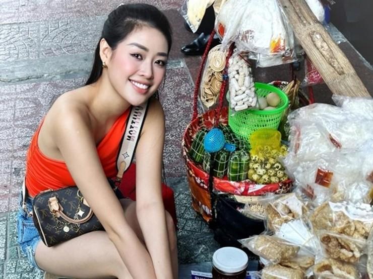 Đi ăn vỉa hè, Trâm Anh, Yến Xôi mặc đồ đơn giản vẫn hơn đứt nhiều mỹ nhân-13