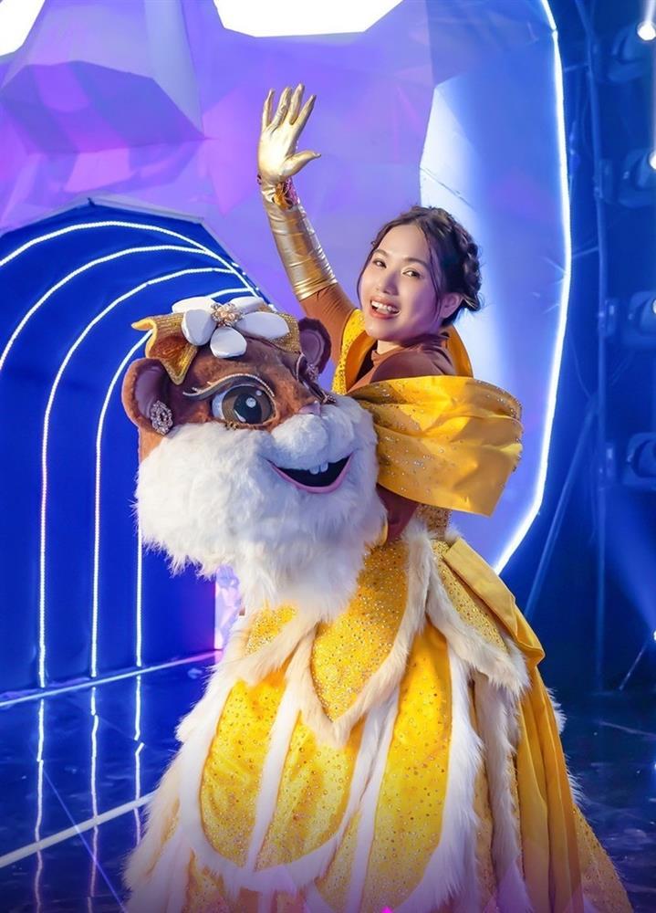 Ai là quán quân Ca sĩ mặt nạ mùa 2-4