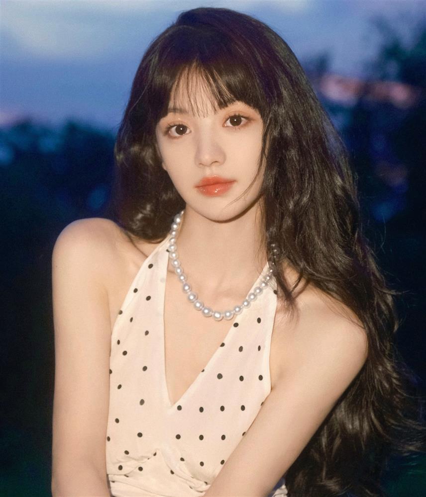 So kè ảnh chưa qua chỉnh sửa, Bạch Lộc, Cúc Tịnh Y ‘thua thảm’ trước mỹ nhân này-7