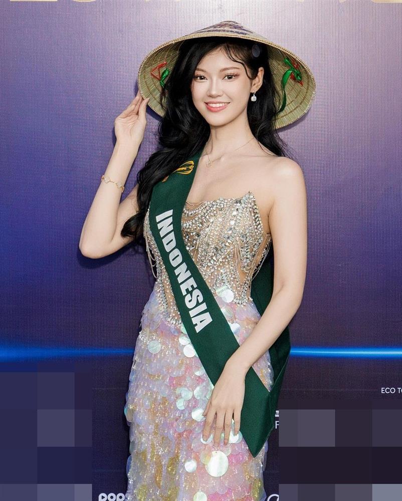 Thí sinh Hoa hậu Trái Đất đội nón lá-9