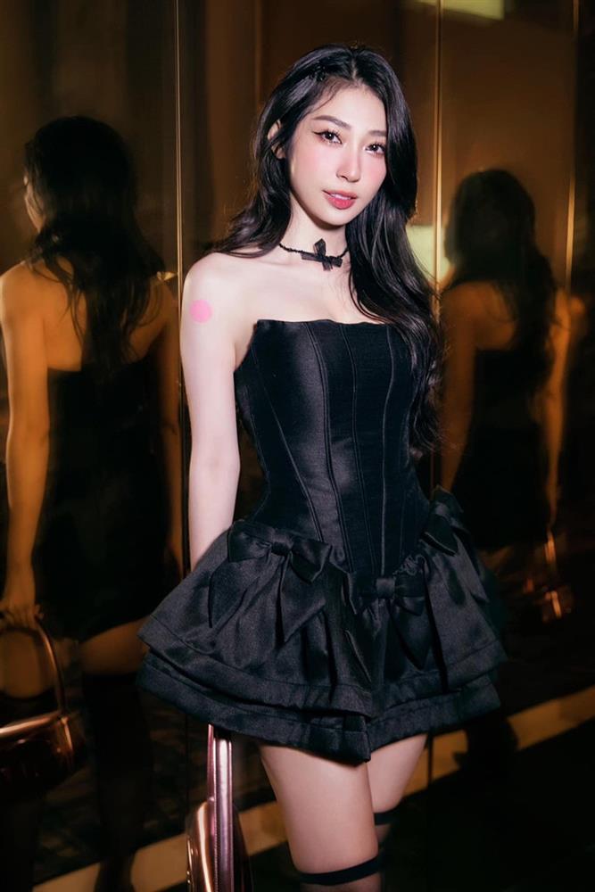 Vượt qua bệnh rối loạn lo âu, Khổng Tú Quỳnh tuổi 32 lột xác ở Chị Đẹp-8