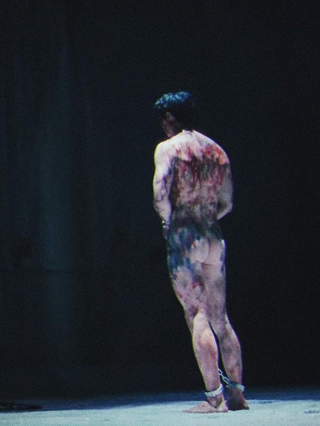 Cảnh khỏa thân của Song Kang gây sốt-2