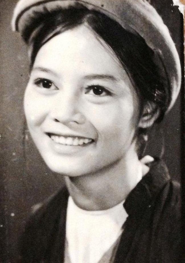 NSND Minh Châu: Người đàn đẹp của điện ảnh Việt và cuộc sống độc thân vui vẻ-2