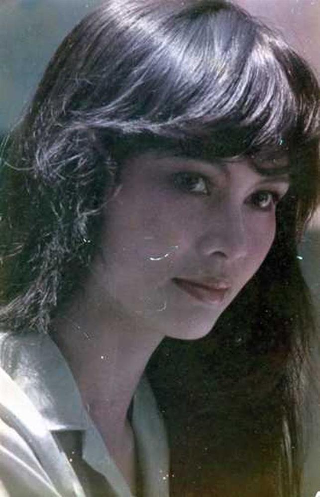 NSND Minh Châu: Người đàn đẹp của điện ảnh Việt và cuộc sống độc thân vui vẻ-4