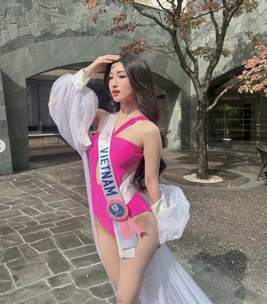 Phương Nhi lên tìm kiếm tại Trung Quốc, da trắng nõn eo tí hon mặc gì cũng đẹp-2