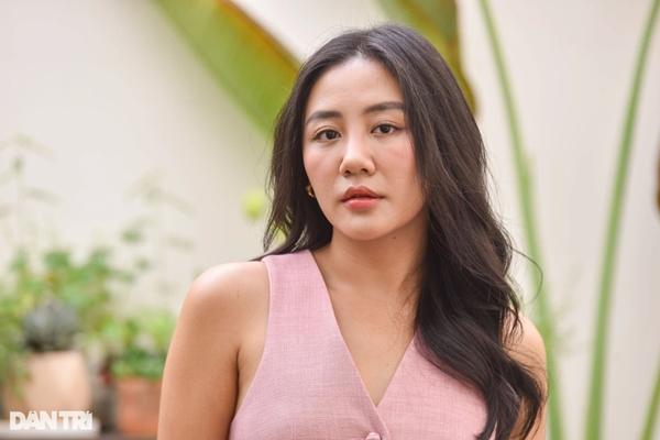 Văn Mai Hương mặc áo hai dây, cực slay khi hát trong thời tiết lạnh Hà Nội-13