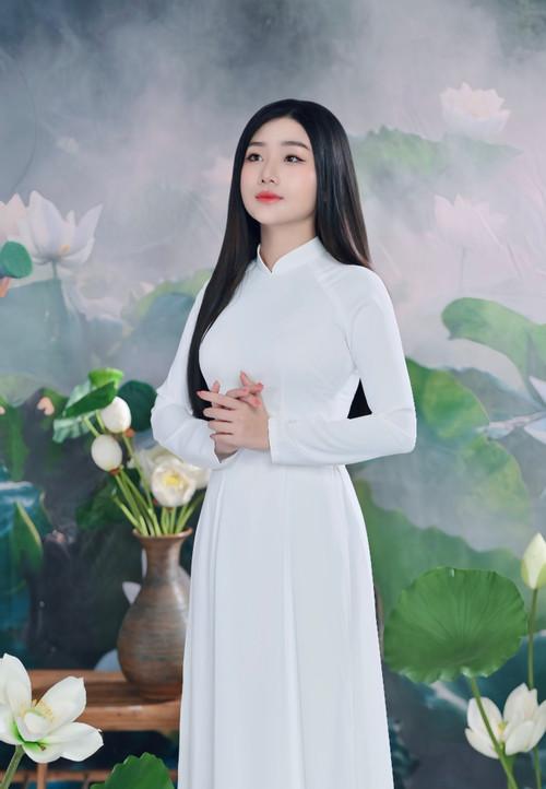 Quán quân Giọng Ca Vàng Bolero: Đi xe ôm, ở nhà thuê, nuôi em học đại học-2