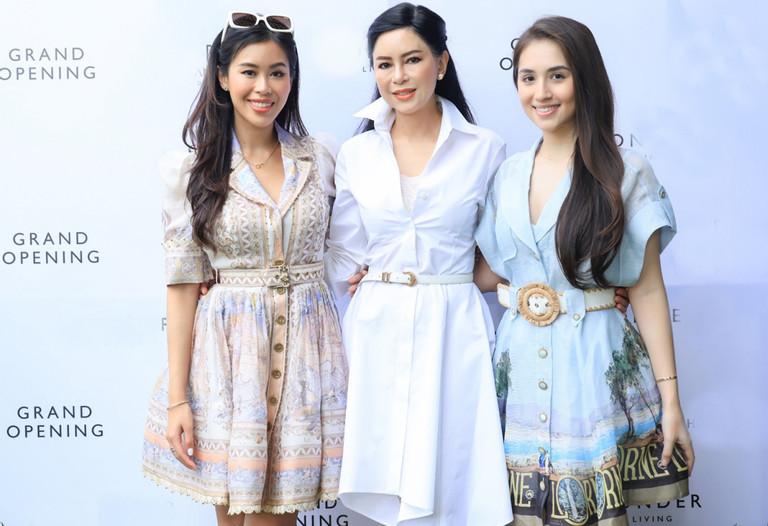 Bức ảnh hé lộ mối quan hệ thân thiết giữa Tiên Nguyễn, bà hoàng hàng hiệu Thủy Tiên cùng con dâu tương lai-1