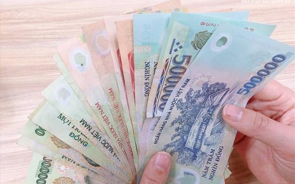 Thưởng Tết năm 2024 sẽ khó khăn?-1