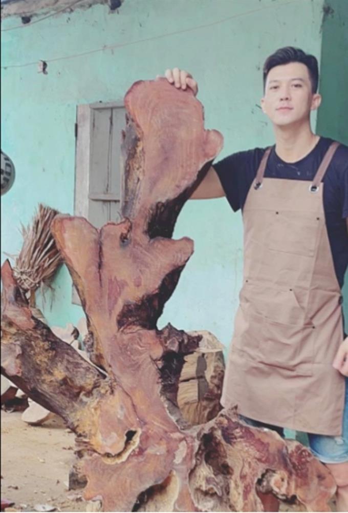 Chàng trai Mường làm đủ nghề, lấy vợ hot girl, giờ ngày càng táo bạo trên màn ảnh-1