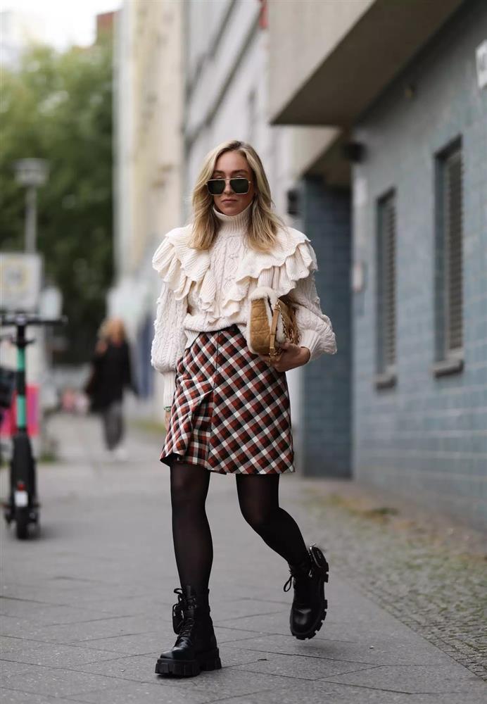 Váy và giày nên phối thế nào để trông đẹp mắt, hợp mốt?-7