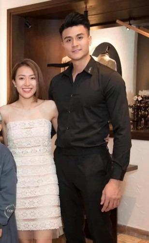 Lộ ảnh hiếm cận mặt cô dâu của siêu mẫu Vĩnh Thụy trong lễ cưới kín đáo tại Đà Lạt-5