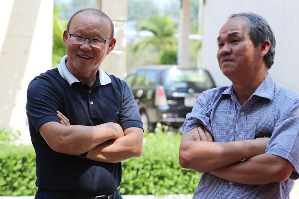 Bầu Đức ra tối hậu thư, ghế Kiatisuk lung lay-3