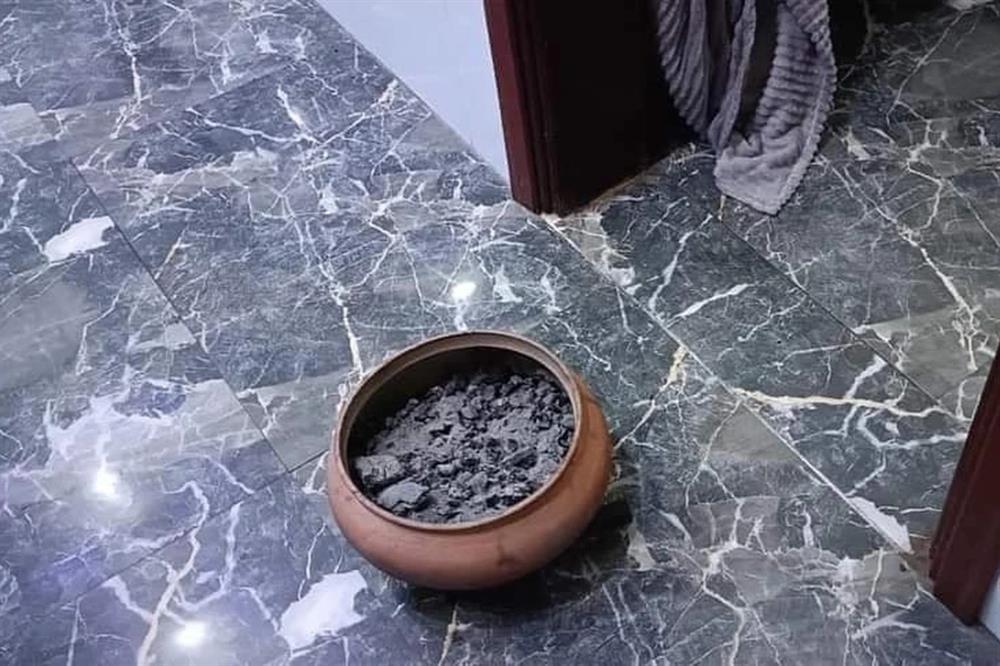 Đốt than sưởi ấm suốt đêm, 3 người trong gia đình bất tỉnh-1