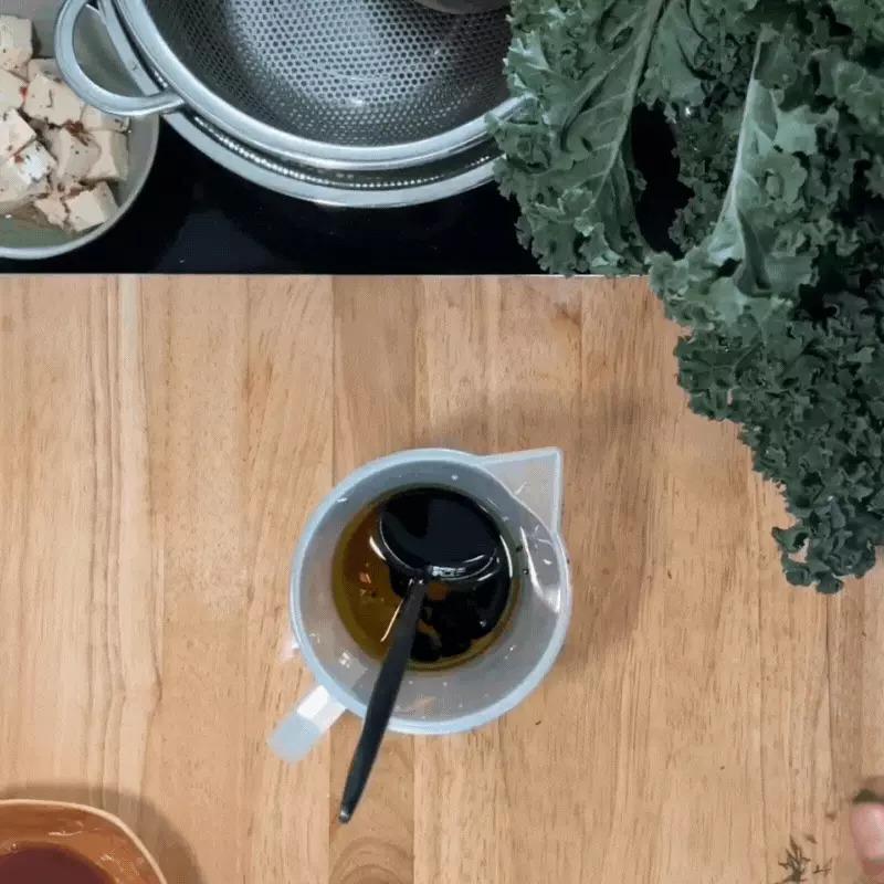 Ai chiều Ngô Thanh Vân bằng Huy Trần? Học làm món chay, trang trí hoa cho riêng vợ-4