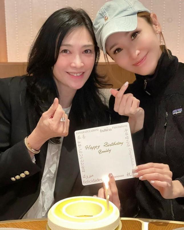 Nhan sắc tuổi 50 của Hoa hậu Hong Kong 1992-3