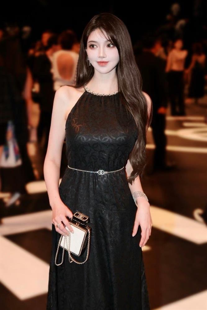 Bạn gái Huỳnh Hiểu Minh khẳng định chủ quyền, công khai dằn mặt Angelababy-5