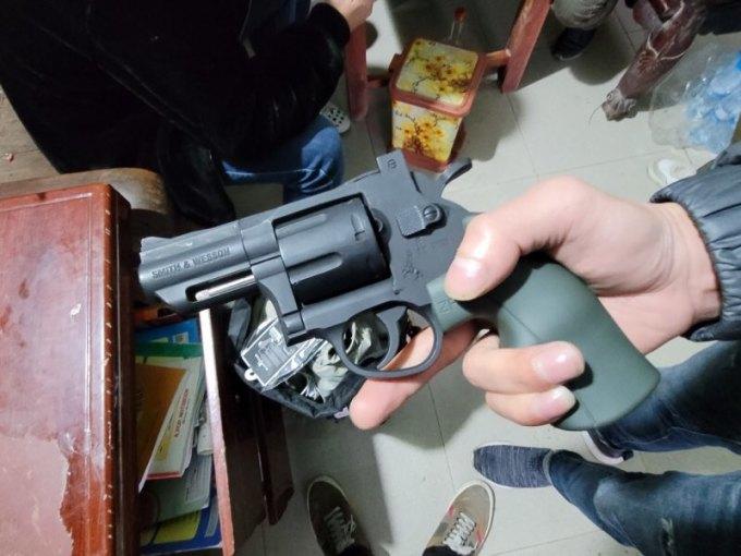 Hành trình truy bắt kẻ cướp ngân hàng có sở thích khác người thường-3