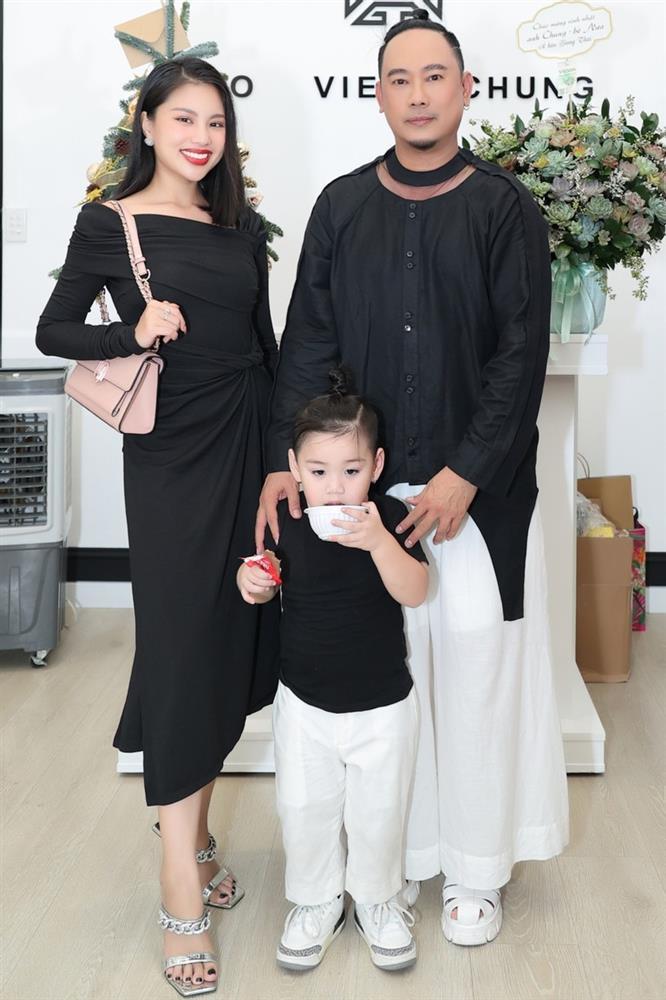 Hoa hậu Đàm Lưu Ly đọ sắc nữ hoàng ảnh lịch Hiền Mai-3