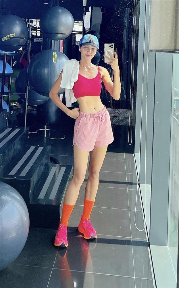 Body như tạc tượng của mỹ nhân Vẻ đẹp vượt thời gian HHen Niê-3