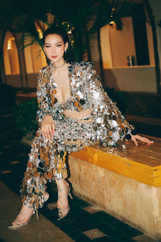 Bảo Ngọc mặc táo bạo khi sắp hết nhiệm kỳ Hoa hậu Liên lục địa-2
