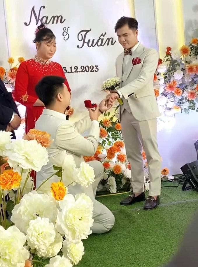 Đám cưới đặc biệt ở Yên Bái: Vượt qua nhiều sóng gió đến với nhau, chia sẻ khiến ai nấy đều xúc động-2