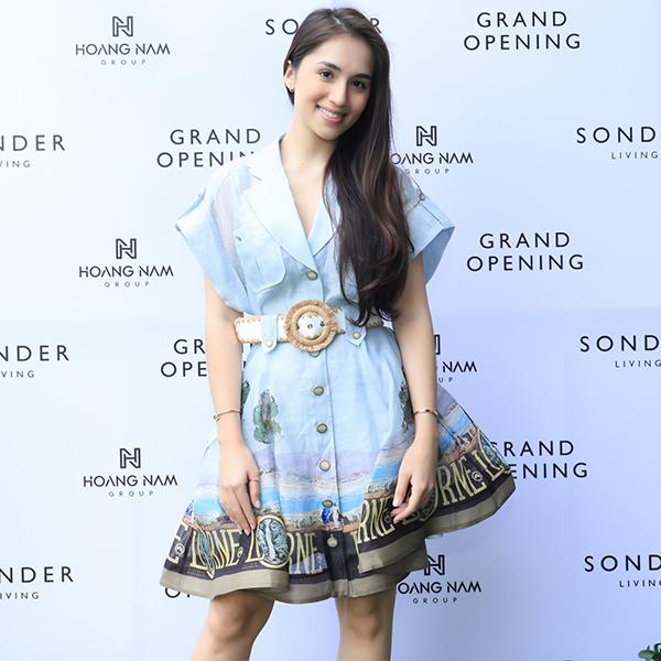 Thân thế gây tò mò của bạn gái con trai út ông trùm hàng hiệu Johnathan Hạnh Nguyễn-8