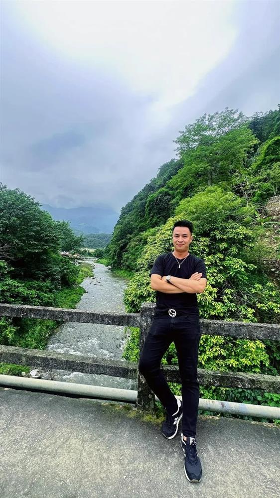 Gu thời trang đa dạng của Lý Chí Huy - anh trai nam chính Chúng Ta Của 8 Năm Sau-4