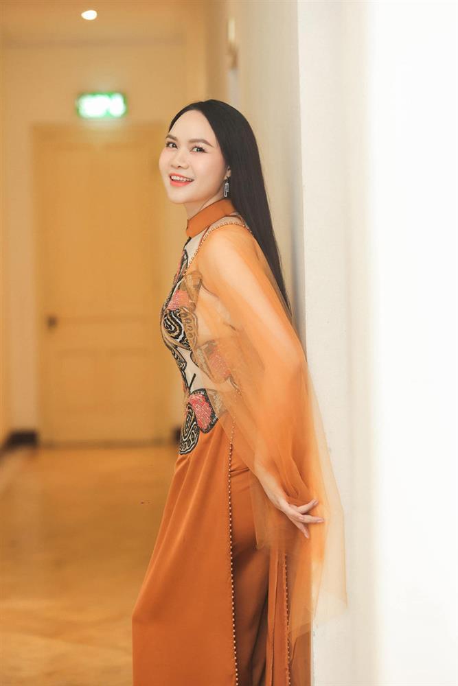 Ca sĩ Thanh Lam, Mai Hoa được phong tặng NSND-3