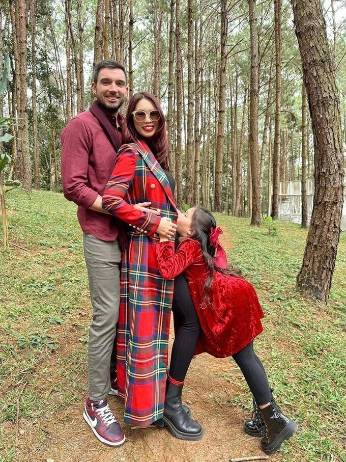 Siêu mẫu Hà Anh tiết lộ việc lỡ mang bầu lần 2 ở tuổi 41-2